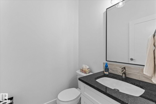 5432 Allbright Square, Edmonton, AB - Indoor Photo Showing Bathroom