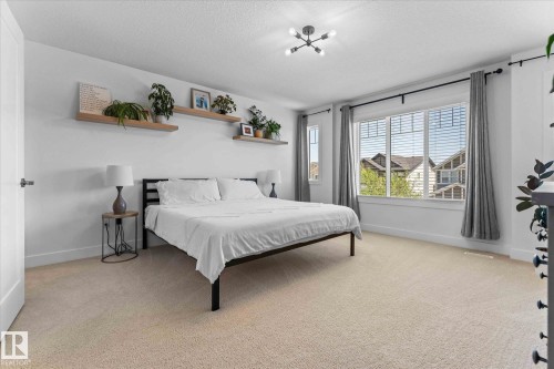 5432 Allbright Square, Edmonton, AB - Indoor Photo Showing Bedroom