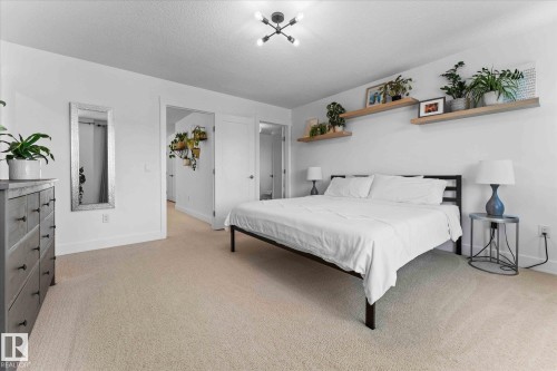 5432 Allbright Square, Edmonton, AB - Indoor Photo Showing Bedroom