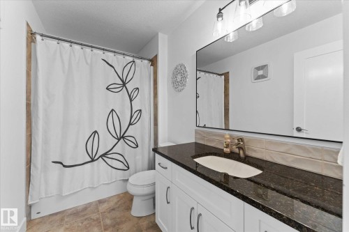5432 Allbright Square, Edmonton, AB - Indoor Photo Showing Bathroom