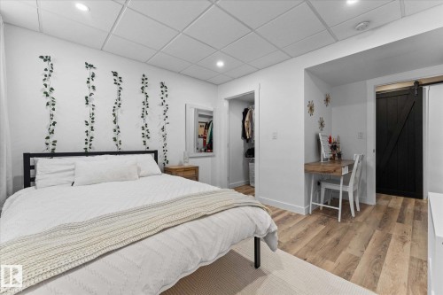5432 Allbright Square, Edmonton, AB - Indoor Photo Showing Bedroom