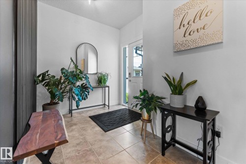 5432 Allbright Square, Edmonton, AB - Indoor Photo Showing Other Room