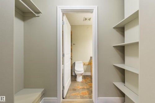 8016 109 Street, Edmonton, AB - Indoor