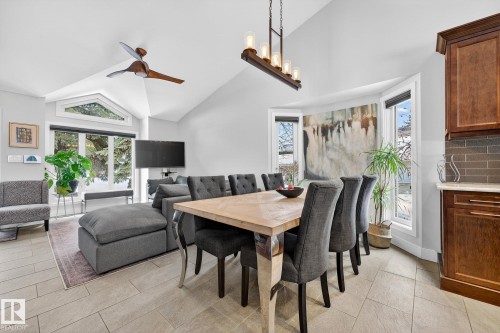 216 Heagle Crescent, Edmonton, AB - Indoor