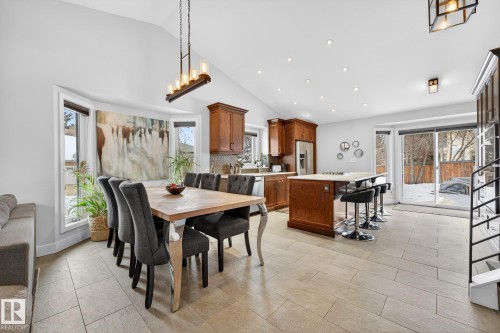 216 Heagle Crescent, Edmonton, AB - Indoor Photo Showing Dining Room