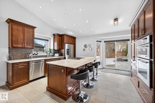 216 Heagle Crescent, Edmonton, AB - Indoor Photo Showing Kitchen With Stainless Steel Kitchen