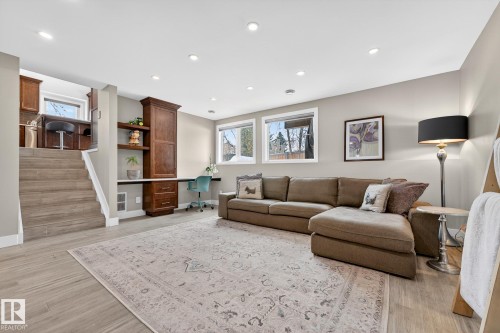 216 Heagle Crescent, Edmonton, AB - Indoor