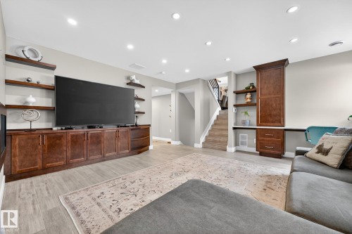 216 Heagle Crescent, Edmonton, AB - Indoor