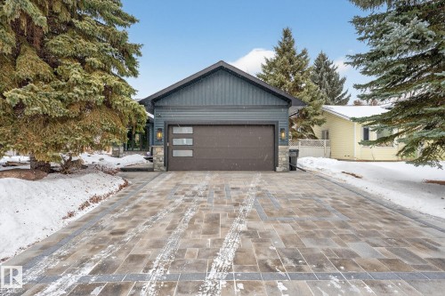 216 Heagle Crescent, Edmonton, AB - Outdoor With Facade