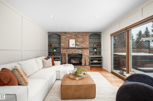 279 Westridge Road, Edmonton, AB - Indoor Photo Showing Living Room With Fireplace