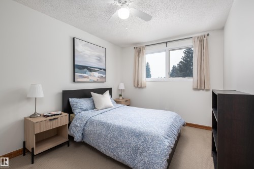 279 Westridge Road, Edmonton, AB - Indoor Photo Showing Bedroom