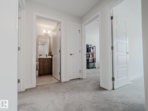 21 1010 Rabbit Hill Road, Edmonton, AB - Indoor Photo Showing Other Room