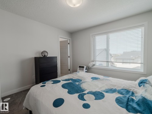 21 1010 Rabbit Hill Road, Edmonton, AB - Indoor Photo Showing Bedroom