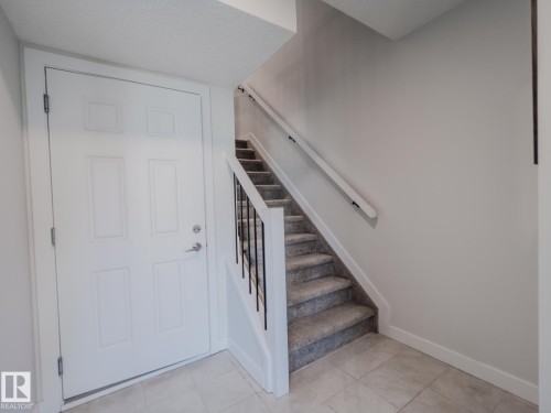 21 1010 Rabbit Hill Road, Edmonton, AB - Indoor Photo Showing Other Room