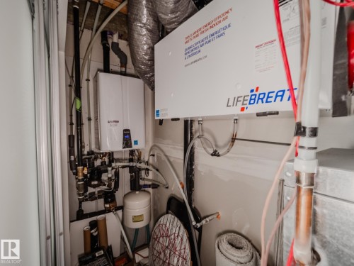 21 1010 Rabbit Hill Road, Edmonton, AB - Indoor Photo Showing Basement