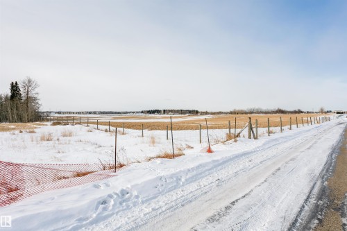 View of road with a view of rural / pastoral area - 607 Windross Crescent, Edmonton, AB - Outdoor With View