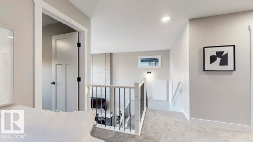 5805 Raven Crescent, Edmonton, AB - Indoor Photo Showing Other Room