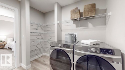 5805 Raven Crescent, Edmonton, AB - Indoor Photo Showing Laundry Room