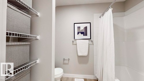 5805 Raven Crescent, Edmonton, AB - Indoor Photo Showing Bathroom
