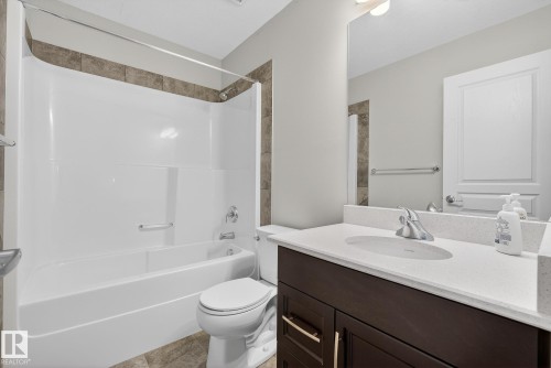 Full bathroom featuring vanity and shower / washtub combination - 206 812 Welsh Drive, Edmonton, AB - Indoor Photo Showing Bathroom