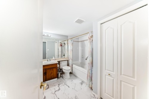 302 13450 114 Avenue, Edmonton, AB - Indoor Photo Showing Bathroom