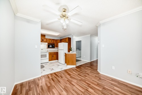 302 13450 114 Avenue, Edmonton, AB - Indoor Photo Showing Kitchen