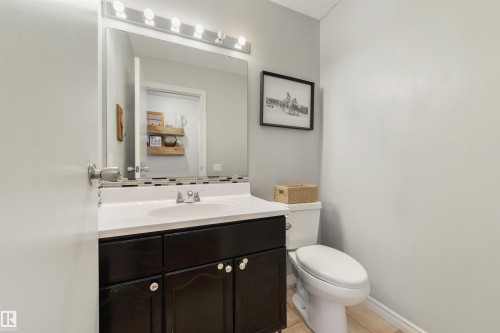 123 5 Aberdeen Way, Stony Plain, AB - Indoor Photo Showing Bathroom