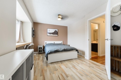 123 5 Aberdeen Way, Stony Plain, AB - Indoor Photo Showing Bedroom