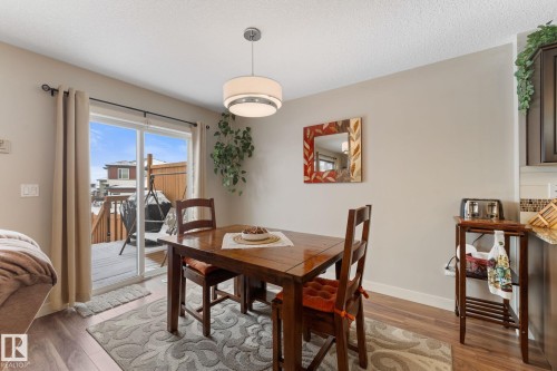5 Hammett Gate, Spruce Grove, AB - Indoor Photo Showing Dining Room