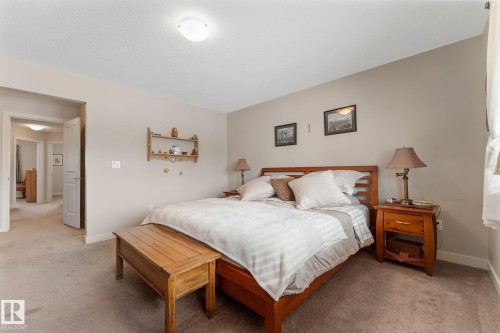 5 Hammett Gate, Spruce Grove, AB - Indoor Photo Showing Bedroom