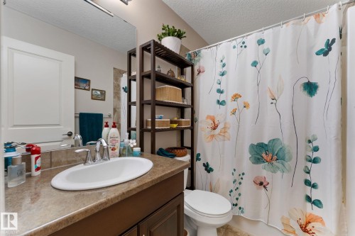 5 Hammett Gate, Spruce Grove, AB - Indoor Photo Showing Bathroom