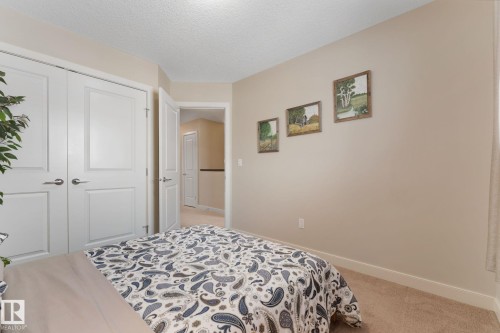 5 Hammett Gate, Spruce Grove, AB - Indoor Photo Showing Bedroom