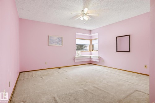 1 Heritage Boulevard, St. Albert, AB - Indoor Photo Showing Other Room