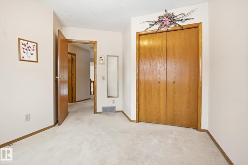 1 Heritage Boulevard, St. Albert, AB - Indoor Photo Showing Other Room