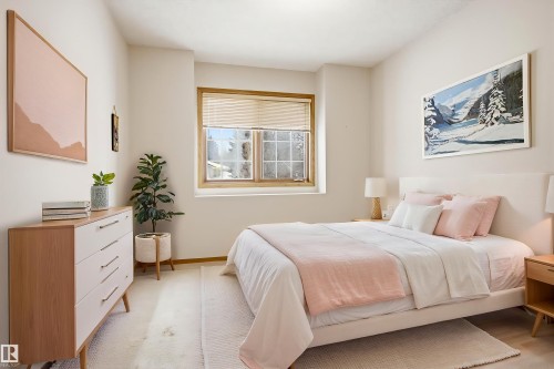 1 Heritage Boulevard, St. Albert, AB - Indoor Photo Showing Bedroom