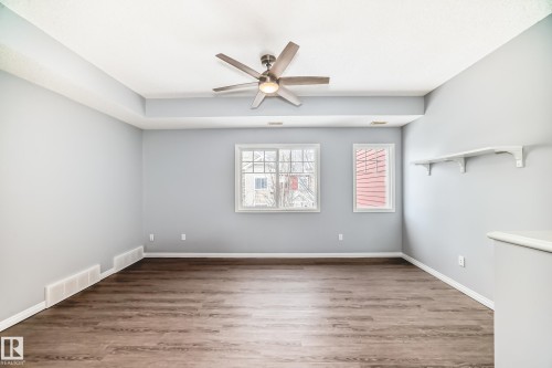 47 460 Hemingway Road, Edmonton, AB - Indoor Photo Showing Other Room
