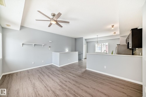 47 460 Hemingway Road, Edmonton, AB - Indoor Photo Showing Other Room