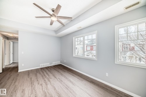 47 460 Hemingway Road, Edmonton, AB - Indoor Photo Showing Other Room
