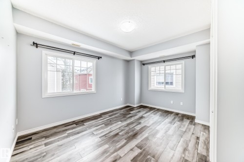 47 460 Hemingway Road, Edmonton, AB - Indoor Photo Showing Other Room