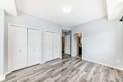 47 460 Hemingway Road, Edmonton, AB - Indoor Photo Showing Other Room