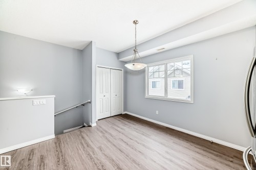 47 460 Hemingway Road, Edmonton, AB - Indoor Photo Showing Other Room
