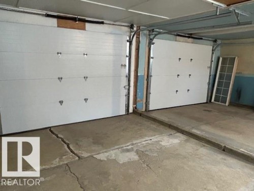 36 Prince Drive, Lamont, AB - Indoor Photo Showing Garage