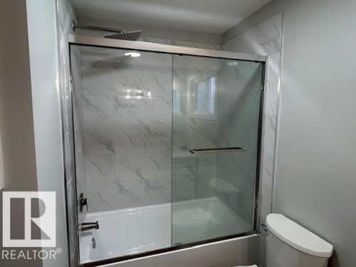 36 Prince Drive, Lamont, AB - Indoor Photo Showing Bathroom