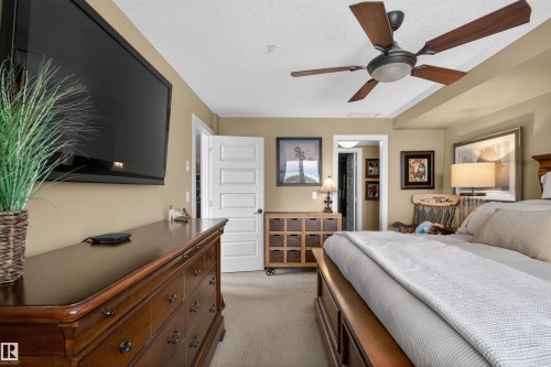 405 1350 Windermere Way, Edmonton, AB - Indoor Photo Showing Bedroom