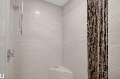 405 1350 Windermere Way, Edmonton, AB - Indoor Photo Showing Bathroom