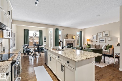 5916 175 Avenue, Edmonton, AB - Indoor