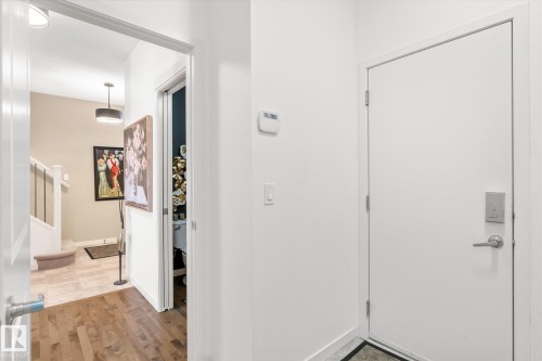 5916 175 Avenue, Edmonton, AB - Indoor Photo Showing Other Room