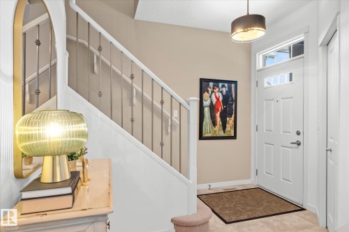 5916 175 Avenue, Edmonton, AB - Indoor Photo Showing Other Room