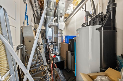 7828 Koruluk Link, Edmonton, AB - Indoor