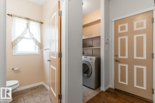 20515 91 Avenue, Edmonton, AB - Indoor Photo Showing Laundry Room